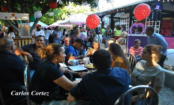 Love Fest de Nicaragua Diseña enamora a las familias nicaragüenses