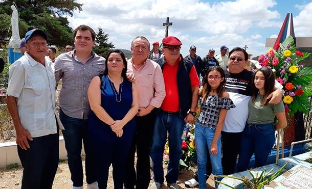 Homenaje a Blanca Aráuz de Sandino