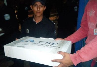 El material electoral fue resguardado por miembros de la Policía Nacional y el Ejército de Nicaragua