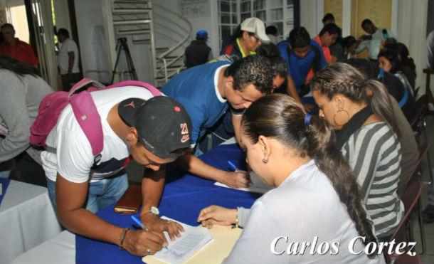 Nicaragua firma en solidaridad con Venezuela