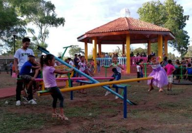 Alcaldía Sandinista de Chinandega inaugura parque en comunidad de Ranchería