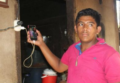 Familias de Paso Benito en Quezalguaque inauguran proyecto de electrificación