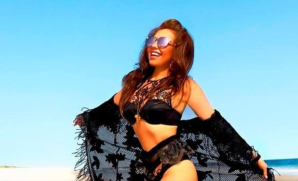 Thalía posa con sexy vestuario e infarta a sus seguidores / Foto: @thalia