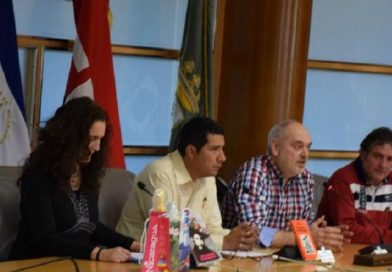 Merecido tributo a Augusto C. Sandino y Ramón de Belausteguigoitia en Llodio, Álava