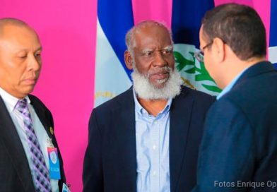 Arriba a Nicaragua canciller de Belice para incorporarse a la VIII cumbre de la Asociación de Estados del Caribe