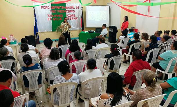 Chinandega: MINSA realizó foro departamental con parteras y brigadistas de Salud