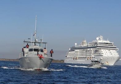Fuerza Naval brindó protección y seguridad al arribo del crucero Seven Seas Explorer en Puerto Corinto