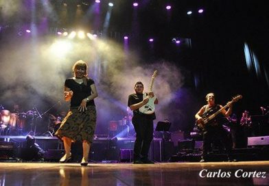 Jubilados se deleitaron con la música de Carlos Santana