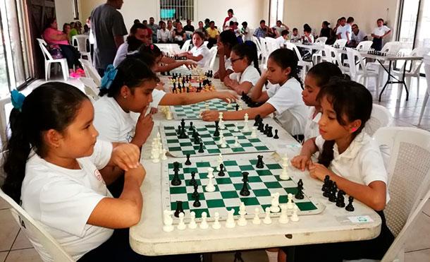 MINED lleva a cabo torneo de ajedrez infantil en Chinandega
