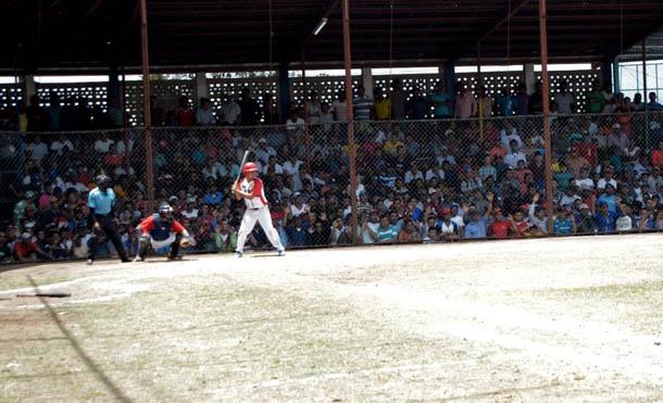 Miles de fanáticos disfrutaron del encuentro deportivo entre El Tuma - La Dalia y Ciudad Darío