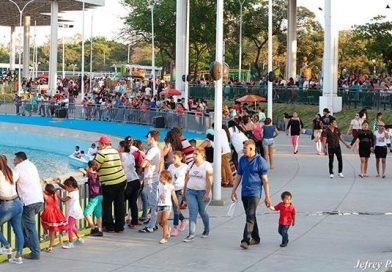 Familias se divirtieron en el puerto Salvador Allende y el parque Luis Alfonso Velásquez