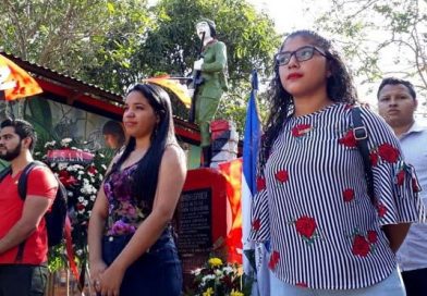 León rinde homenaje a Luisa Amanda Espinoza y Enrique Lorente, ejemplo revolucionario