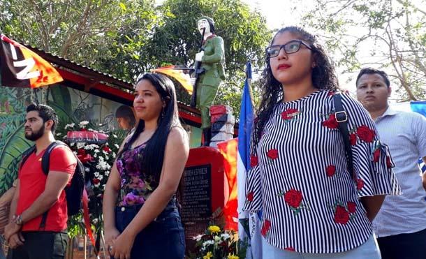 León rinde homenaje a Luisa Amanda Espinoza y Enrique Lorente, ejemplo revolucionario  