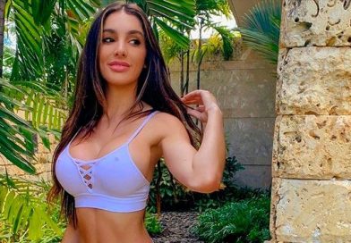 Lyna Pérez, una chica que infarta de tanto alardear de sus tesoritos / @ lynaritaa