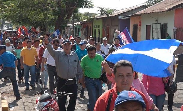 León: Colocan ofrendas a héroes y mártires de Veracruz