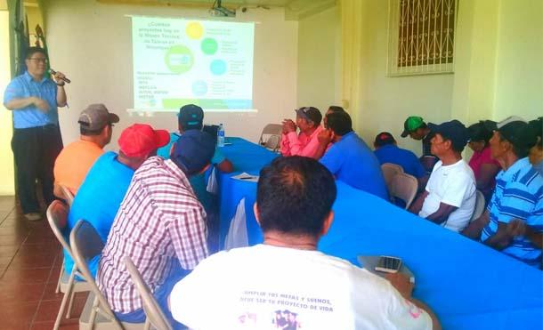 Realizan encuentro con productores de hortalizas en el municipio de Nindirí