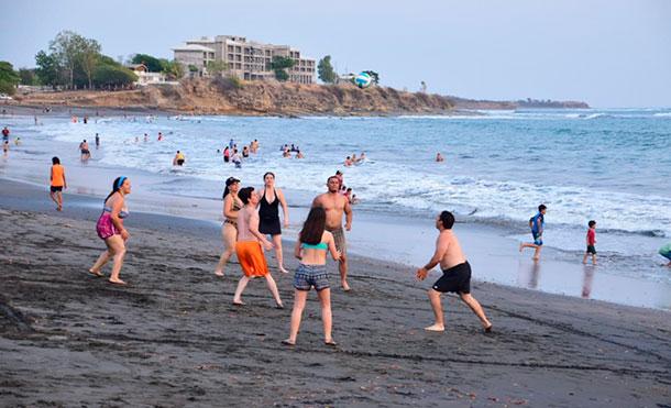 Nicaragua: Playas y centros turísticos recibieron a miles de veraneantes este Viernes Santo