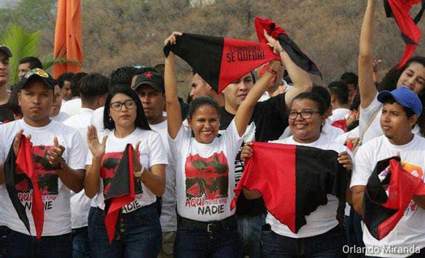 Juventud Sandinista rinde homenaje a Sandino en el 124 aniversario de su natalicio