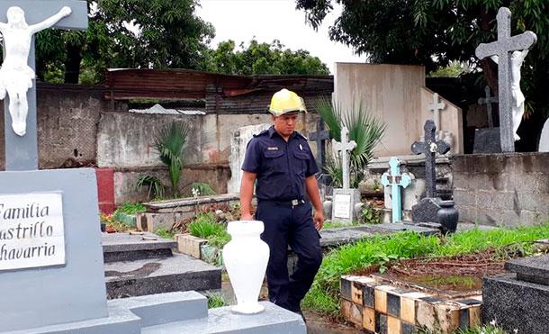 Bomberos Unificados realizan inspección en el Cementerio General de Managua