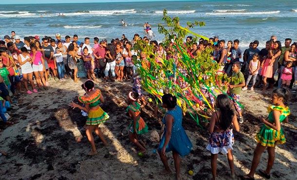 Caribe Norte: Costeños celebran el May Pole disfrutando de un rico palo de mayo en Bilwi