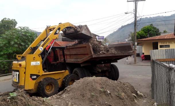 Alcaldía de Jinotega inicia trabajos de limpieza en cauces y drenajes 
