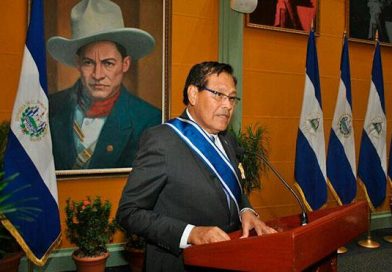 Entregan orden José de Marcoleta a embajador de El Salvador en Nicaragua