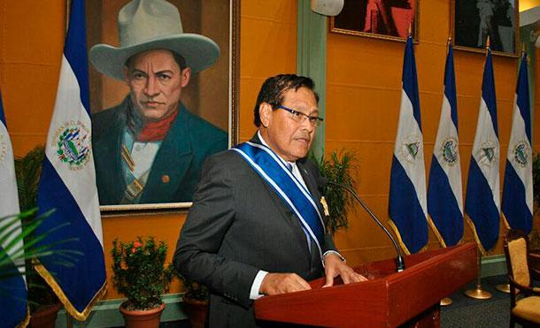 Entregan orden José de Marcoleta a embajador de El Salvador en Nicaragua