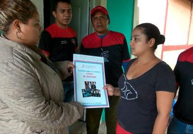 Gobierno Sandinista entrega títulos de propiedad en celebración del día de las madres en San Rafael del Sur