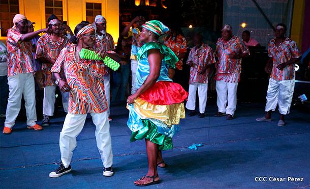 Familias disfrutaron de las fiestas de Mayo Ya en la capital