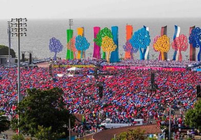 Vamos caminando al 40 aniversario de la Revolución con toda la fuerza de nuestra dignidad de pueblo