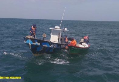 Fuerza Naval realizó búsqueda, salvamento y rescate de 3 personas