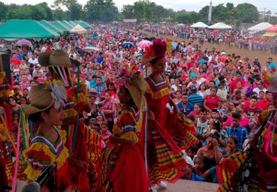 Familias de El Viejo se desborda para disfrutar nuevamente de las carreras de caballos en honor a San Pedro y San Pablo