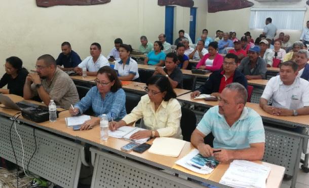 INPESCA sostiene encuentro con productores camaroneros de Chinandega