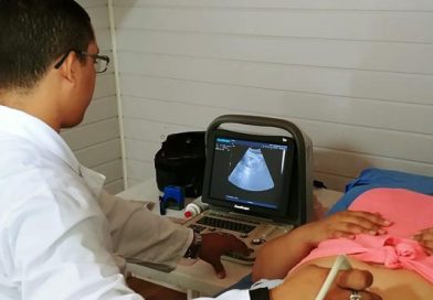 Unidad móvil del MINSA brinda atención médica en barrio Julio Buitrago