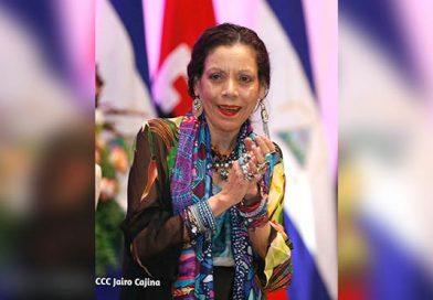 Vicepresidente Rosario Murillo en comunicación con las familias nicaragüenses por Multinoticias