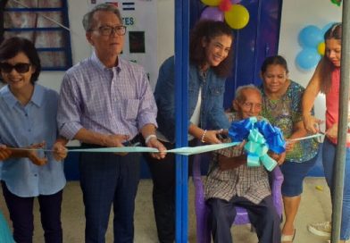 Gobierno entrega vivienda que cambia la vida de una familia en el barrio Santa Rosa