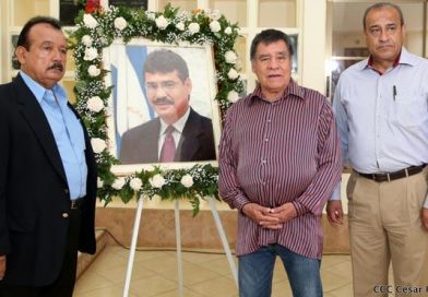 Realizan responso en homenaje al tricampeón Alexis Argüello