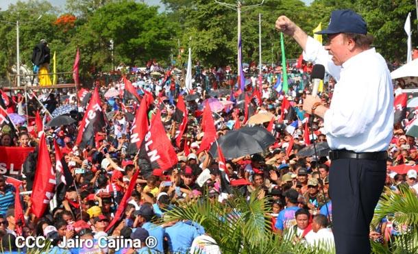 Comandante Daniel: Este pueblo siempre ha defendido el derecho a trabajar en paz
