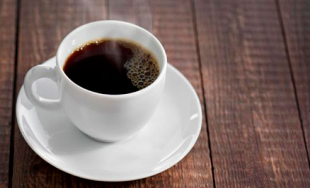 El tomar café podría ayudarte a reducir grasa y perder peso