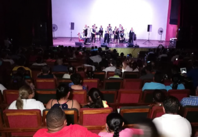 Realizan concierto musical de la Orquesta “Tony Guzmán y su Poder Latino” en el municipio de Corinto