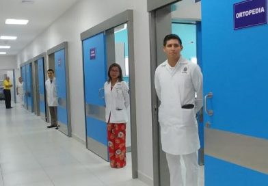 Gobierno inaugura sala de emergencia y radiología en el hospital Manolo Morales