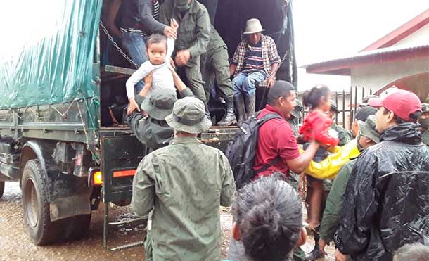 Foto Ejército de Nicaragua: Durante la evacuación se emplearon fuerzas y medios del Batallón Ecológico “BOSAWÁS”.