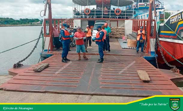Foto Ejército de Nicaragua: En la Capitanía de Moyogalpa, Isla de Ometepe, se atendieron 109 ferris de transporte de carga con 5,082 pasajeros, con ruta acuática al puerto de San Jorge, departamento de Rivas.