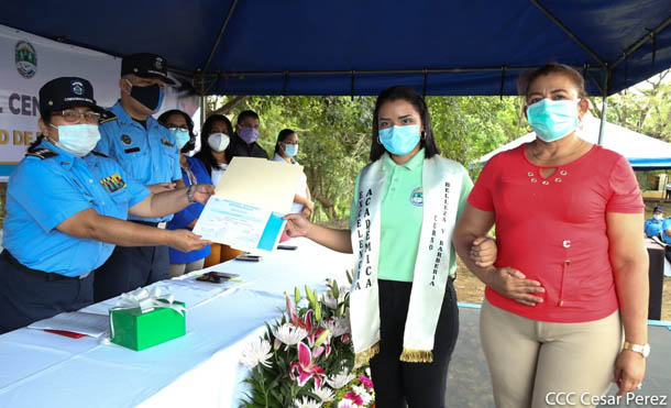 Foto César Pérez // La promoción fue dedicada a los trabajadores de la salud