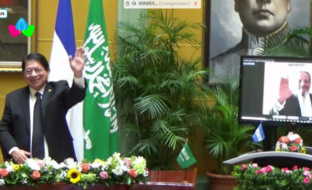 Foto Cortesía: Nicaragua entrega Orden José de Marcoleta en Grado Gran Cruz, al Embajador de Arabia Saudita.