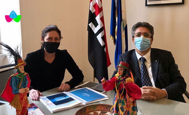 Foto Cortesía: Embajadora Mónica Robelo con el Señor Antonio Ferrieri, Responsable del grupo turístico inmobiliario “Gruppo Mirica International”.