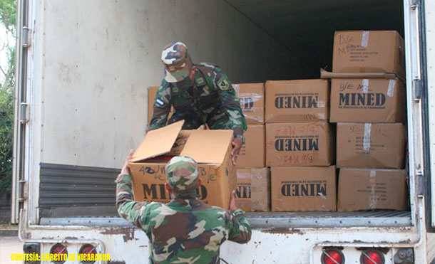 Se descargaron: 12,592 paquetes escolares y 1,190 maletines. Se emplearon fuerzas y medios del 1 Comando Militar Regional.