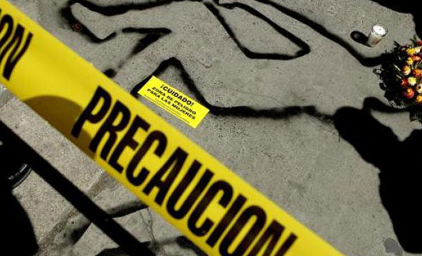 Foto Referencia: En Carazo equipo técnico de investigación de accidentes constató que conductor de automóvil placa M 063101, atropelló al peatón William Santiago Martínez Arellano, quien caminaba a la orilla de la vía.