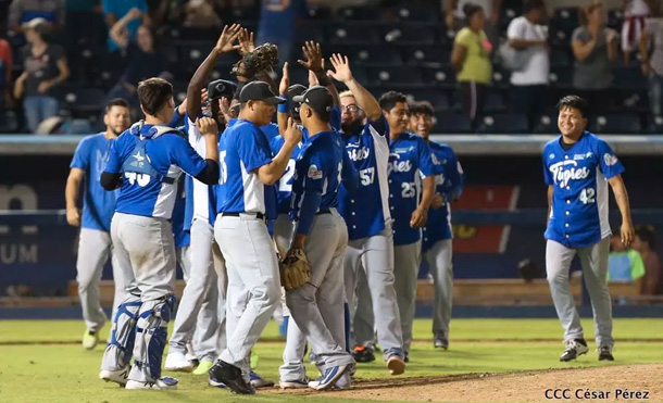 Los Tigres de Chinandega sellaron su boleto a la final del XVI Campeonato 2020 - 2021 de la Liga de Béisbol Profesional Nacional (LBPN) / Foto: CCC. César Pérez