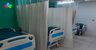 Camas de hospitalización ubicadas en la sala de emergencia del Hospital Primario José Schendell Bergfeld de Corinto, Chinandega.